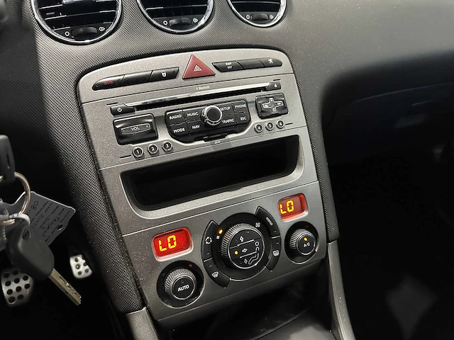 Peugeot 308 1.6 vti sportium 08-nph-7 - afbeelding 10 van  22