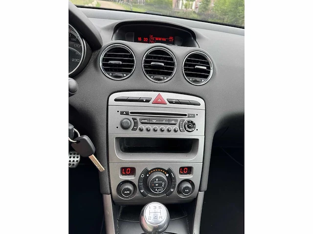 Peugeot 308 1.6 vti sportium lpg-g3 lage km stand 23-psp-9 - afbeelding 15 van  22