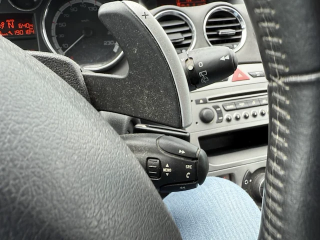 Peugeot 308, 2011 - afbeelding 8 van  31
