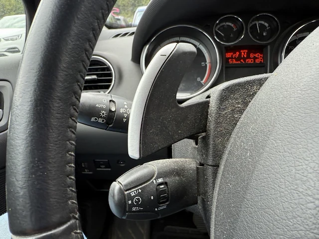 Peugeot 308, 2011 - afbeelding 9 van  31