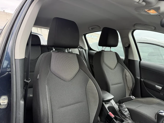 Peugeot 308, 2011 - afbeelding 16 van  31
