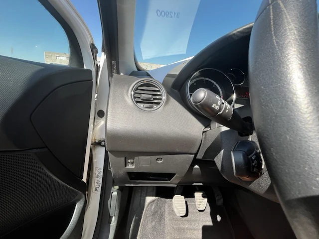 Peugeot 308, 2011 - afbeelding 6 van  30