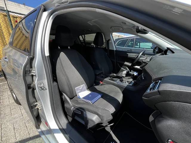 Peugeot 308, 2015 - afbeelding 20 van  39