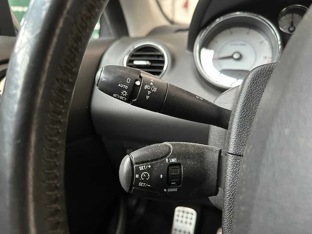 Peugeot 308 cc 1.6 thp feline 156pk 2010 cabriolet, nl-740-h - afbeelding 13 van  36