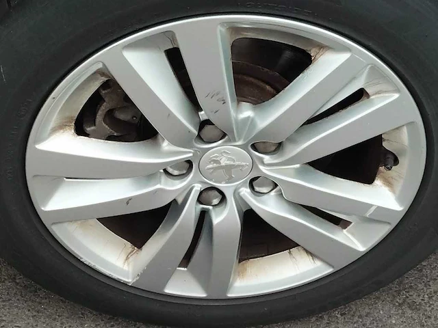 Peugeot 308 sw 1.2 e-thp active 2015 | 8-zrd-87 - afbeelding 18 van  27