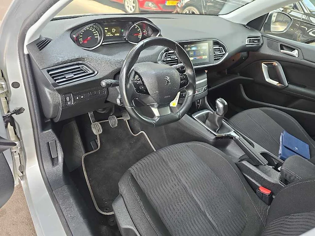 Peugeot 308 sw 1.2 e-thp blue lease , ; 9-xlk-28 - afbeelding 11 van  15