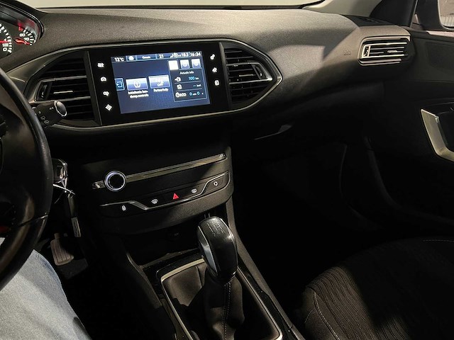 Peugeot 308 sw 1.2 e-thp blue lease executive, 7-xgk-55 - afbeelding 5 van  15