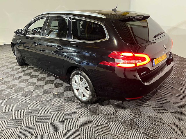 Peugeot 308 sw 1.2 e-thp blue lease executive, 7-xgk-55 - afbeelding 8 van  15