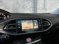 Peugeot 308 sw 1.2 puret.blue l. ex 110pk 2020, h-068-bl - afbeelding 21 van  42