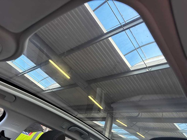 Peugeot 308 sw 1.2 puret.blue l. ex , ; rk-711-z - afbeelding 6 van  18