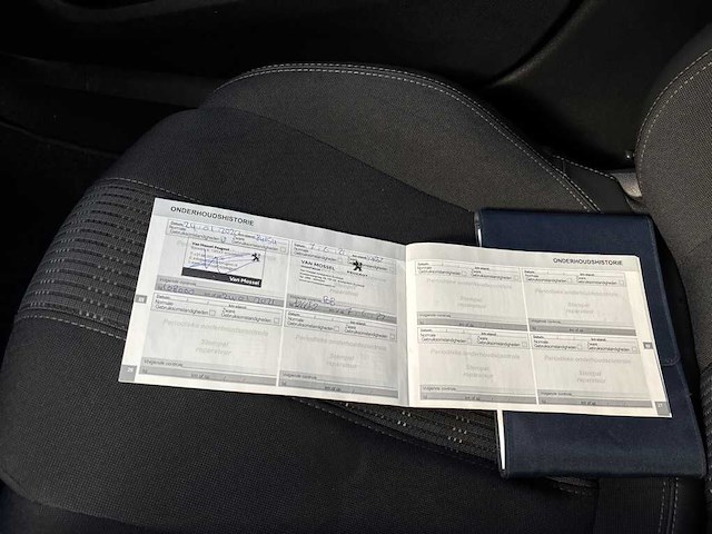 Peugeot 308 sw 1.2 puret.blue l. ex , ; rk-711-z - afbeelding 9 van  18