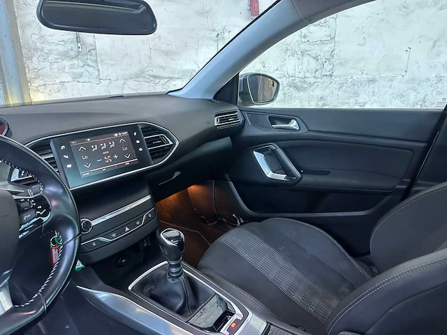 Peugeot 308 sw 1.2 puret.blue l. pr 131pk 2020, h-336-lv - afbeelding 10 van  41