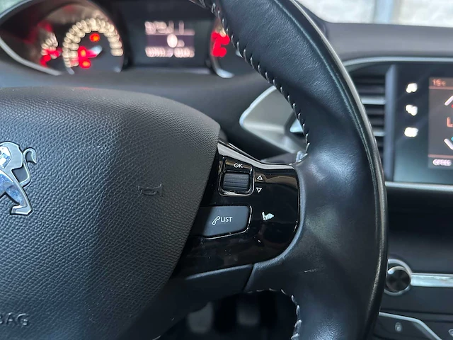 Peugeot 308 sw 1.2 puret.blue l. pr 131pk 2020, h-336-lv - afbeelding 14 van  41