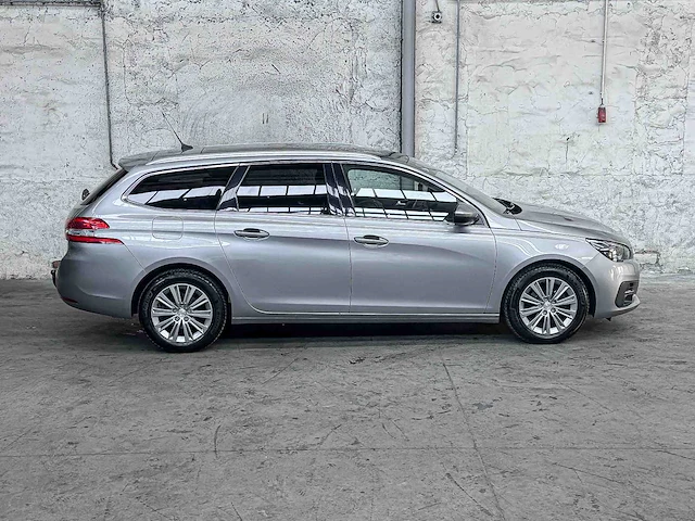 Peugeot 308 sw 1.2 puret.blue l. pr 131pk 2020, h-336-lv - afbeelding 39 van  41