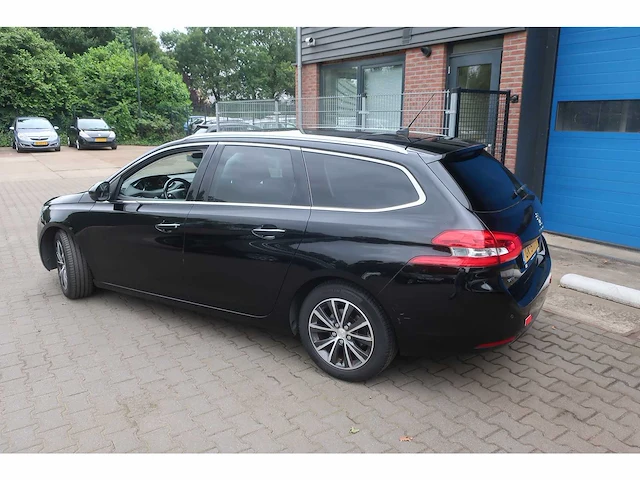 Peugeot 308 sw 1.2 puret.blue l. pr, gk-517-p - afbeelding 11 van  18