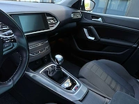 Peugeot 308 sw 1.2 puret.blue l. pr , kv-124-x - afbeelding 2 van  22