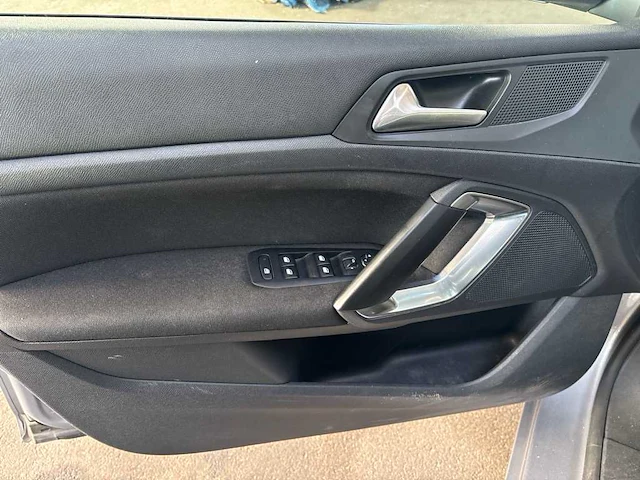 Peugeot 308 sw 1.2 puret.blue lease , ; jh-809-v - afbeelding 5 van  17
