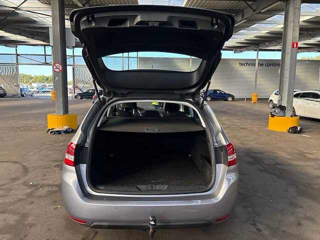 Peugeot 308 sw 1.2 puret.blue lease , ; jh-809-v - afbeelding 7 van  17