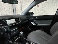 Peugeot 308 sw 1.2 puretech allure 131pk 2018, sk-715-z - afbeelding 13 van  45