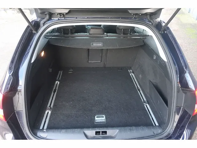 Peugeot 308 sw 1.2 puretech allure, gs-642-j - afbeelding 14 van  17