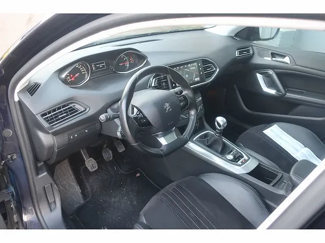 Peugeot 308 sw 1.2 puretech allure, gs-642-j - afbeelding 15 van  17