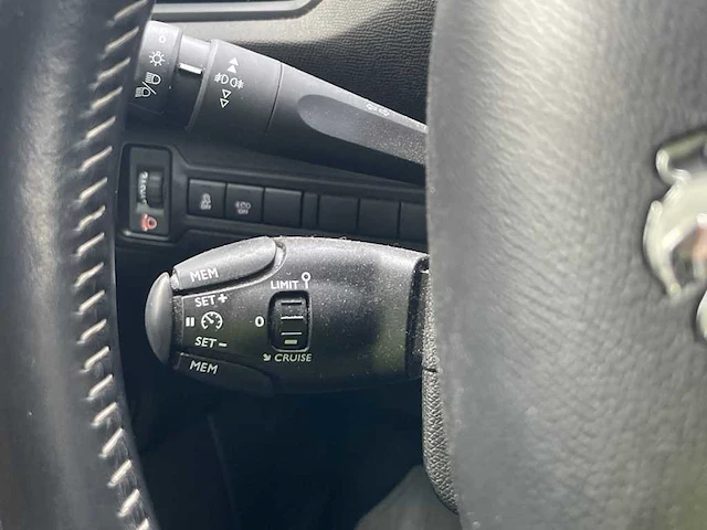 Peugeot 308 sw 1.2 puretech allure , ; pd-903-s - afbeelding 3 van  19