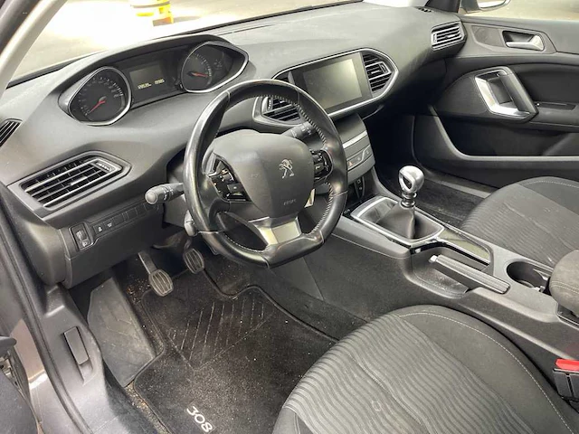 Peugeot 308 sw 1.2 puretech allure , ; pd-903-s - afbeelding 15 van  19