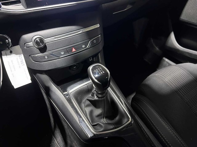 Peugeot 308 sw 1.2 puretech blue lease executive 110pk 2020, g-378-st - afbeelding 19 van  40