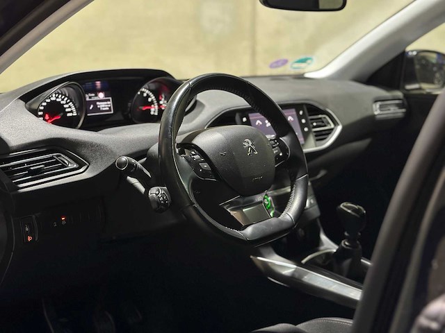 Peugeot 308 sw 1.2 puretech blue lease premium 131pk 2020, j-238-fl - afbeelding 13 van  43