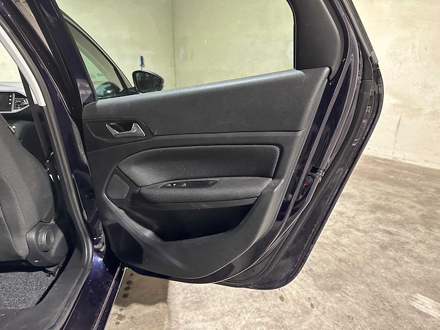 Peugeot 308 sw 1.2 puretech blue lease premium 131pk 2020, j-238-fl - afbeelding 32 van  43