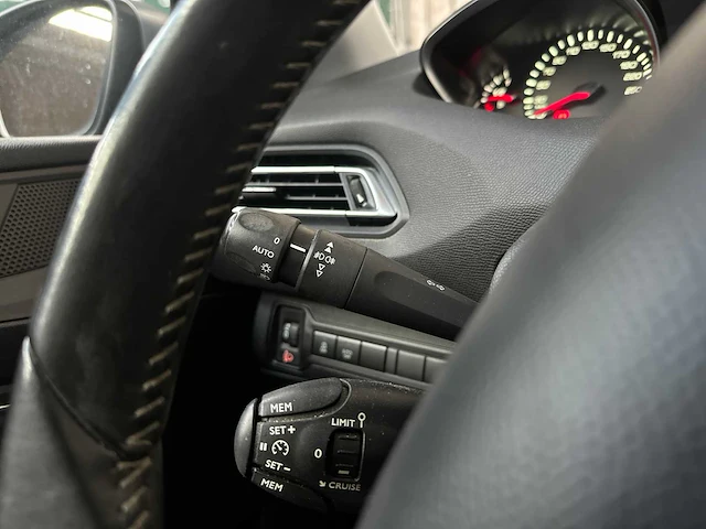 Peugeot 308 sw 1.2 puretech style 131pk 2016, jl-799-x - afbeelding 16 van  41