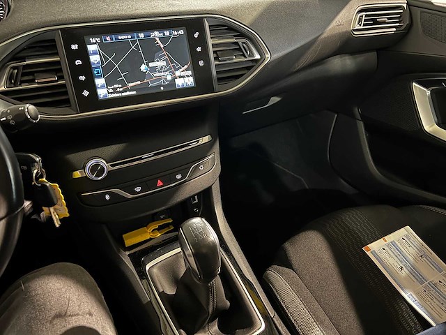 Peugeot 308 sw 1.2 puretech style, hd-802-t - afbeelding 3 van  13