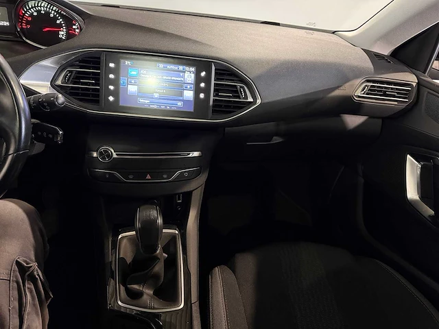 Peugeot 308 sw 1.2 puretech style, kn-978-f - afbeelding 4 van  17