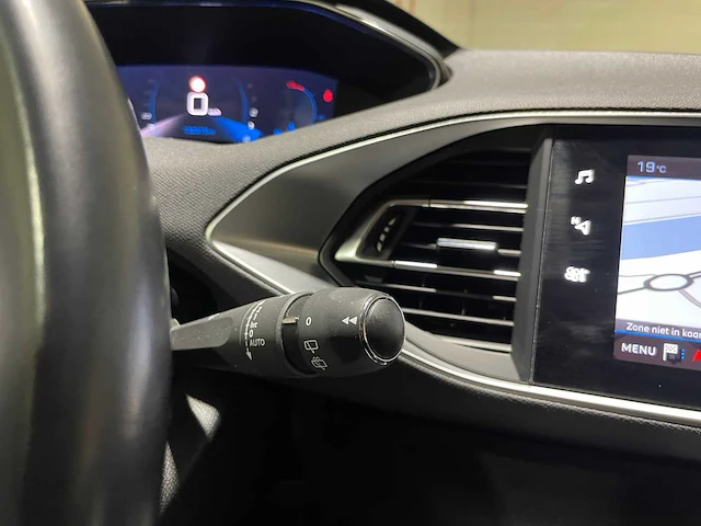 Peugeot 308 sw 1.5 bluehdi blue lease allure 131pk 2021, k-222-rg - afbeelding 16 van  39
