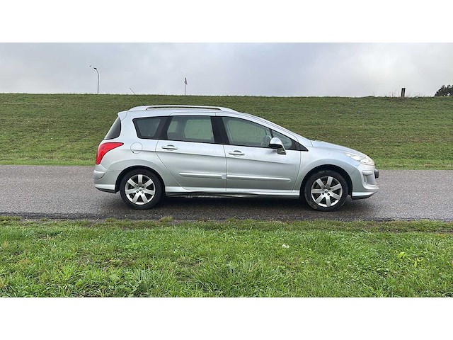 Peugeot 308 sw 1.6 thp xt 2009 | 39-lxt-9 i - afbeelding 11 van  13