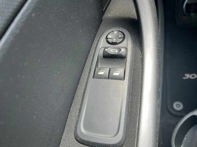 Peugeot 308 sw 1.6 vti blue lease, 64-plj-6 - afbeelding 6 van  17