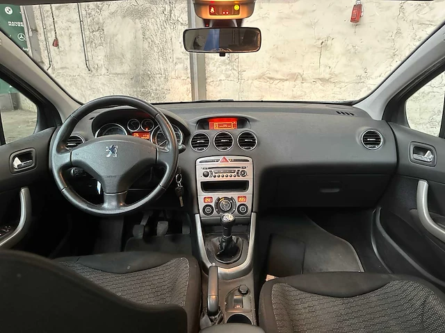 Peugeot 308 sw 1.6 vti x-line 120pk 2010, 9-xvg-87 - afbeelding 17 van  38