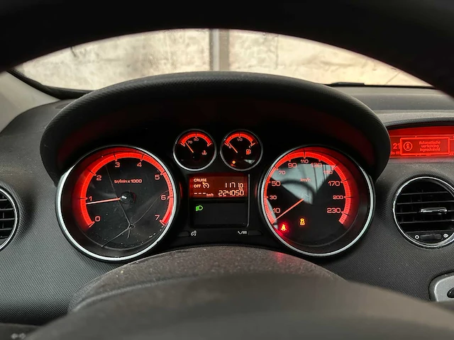 Peugeot 308 sw 1.6 vti x-line 120pk 2010, 9-xvg-87 - afbeelding 21 van  38