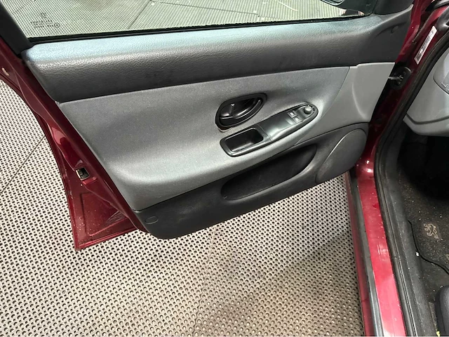 Peugeot 406 - 2.0 16v st - automaat - break - personenauto - 63.000 km - 1999 - afbeelding 18 van  33
