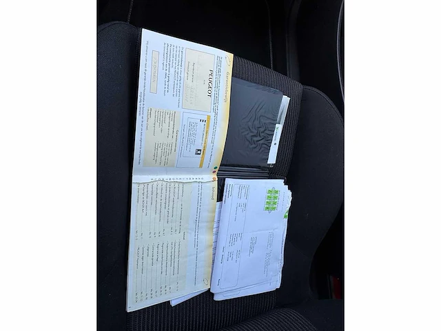 Peugeot 407 coupé 2.2-16v référence 95-sp-ls - afbeelding 8 van  24