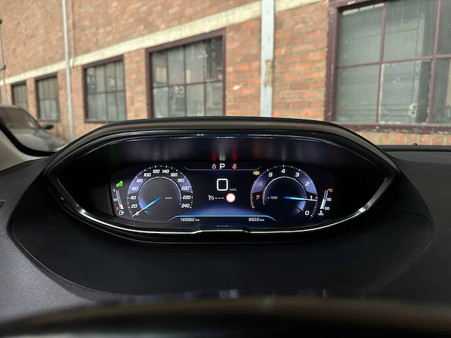 Peugeot 5008 1.2 puretech allure 131pk 2018 7-persoons, tx-880-h - afbeelding 17 van  40