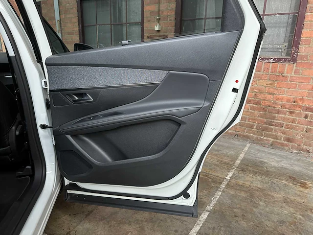 Peugeot 5008 1.2 puretech allure 131pk 2018 7-persoons, tx-880-h - afbeelding 29 van  40