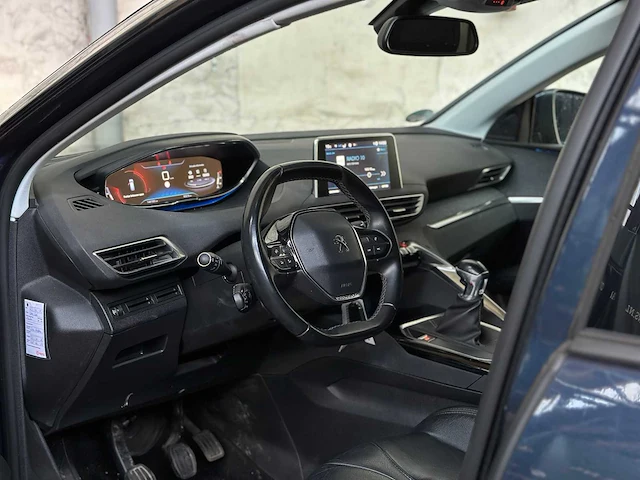Peugeot 5008 1.2 puretech allure 131pk 2019, xr-490-g - afbeelding 10 van  44