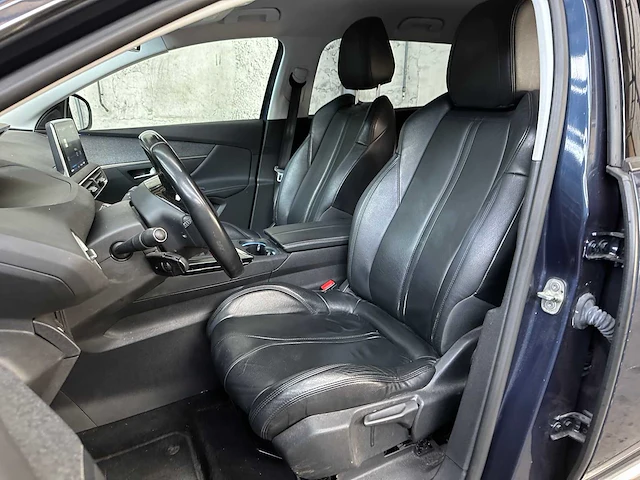Peugeot 5008 1.2 puretech allure 131pk 2019, xr-490-g - afbeelding 31 van  44