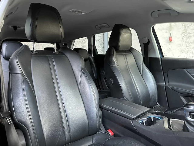 Peugeot 5008 1.2 puretech allure 131pk 2019, xr-490-g - afbeelding 36 van  44