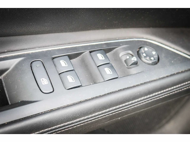 Peugeot 5008 1.2 puretech allure 7 persoons td-186-b - afbeelding 9 van  22