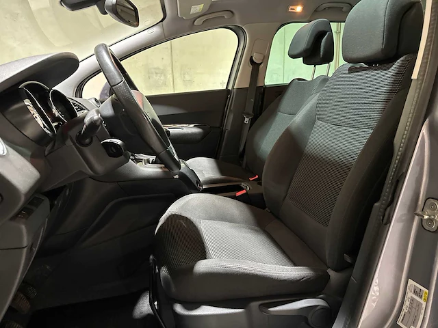 Peugeot 5008 1.2 puretech style 5p. 131pk 2015, gl-399-v - afbeelding 20 van  36