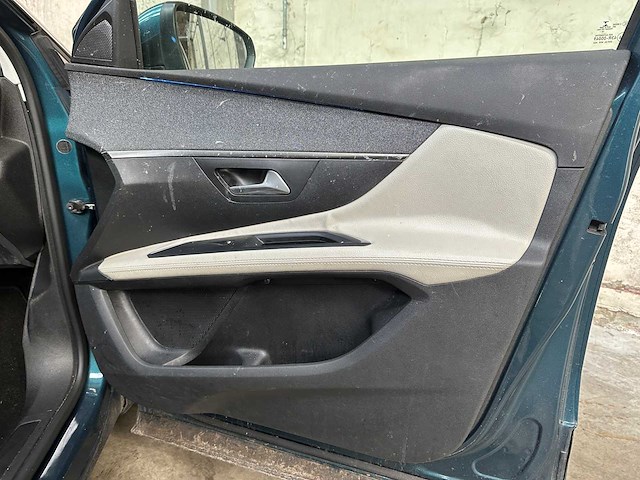 Peugeot 5008 1.6 puret. bl. prem. 181pk 2019, xh-072-l - afbeelding 33 van  42