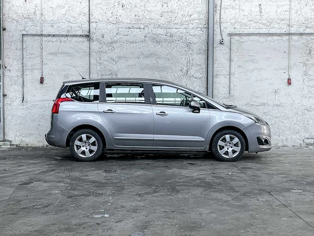 Peugeot 5008 1.6 thp active 5p. 156pk 2014, 6-tlr-63 - afbeelding 3 van  43