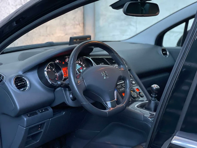 Peugeot 5008 1.6 thp b.l. exe 7p. 156pk 2011 (origineel-nl), 44-rhj-9 - afbeelding 8 van  38